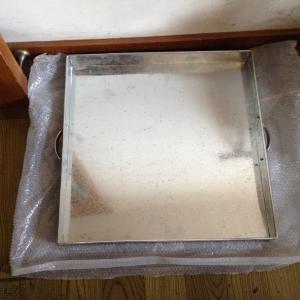 Concrete Metal base plate