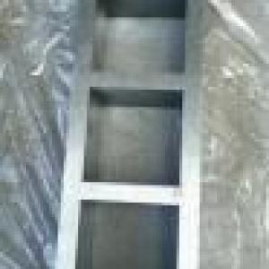 HZC262  THREE GANG  CUBE MOULD 